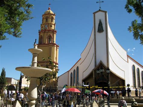 Catedral de La Candelaria! Tìm Hiểu Kiệt Tác Kiến Trúc Gây Bàng Ngờ Này ở Lào Cai!