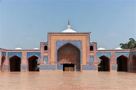  Shah Jahan Masjid: Kiệt tác kiến trúc Hồi giáo với vẻ đẹp huyền bí!